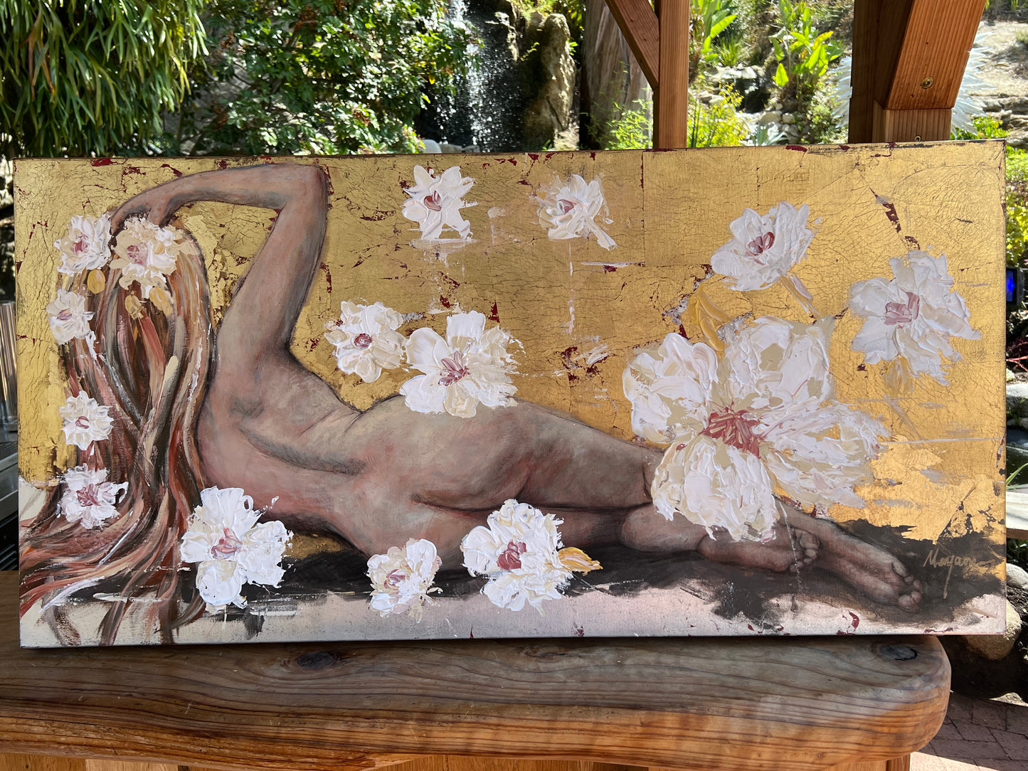 Golden body |||